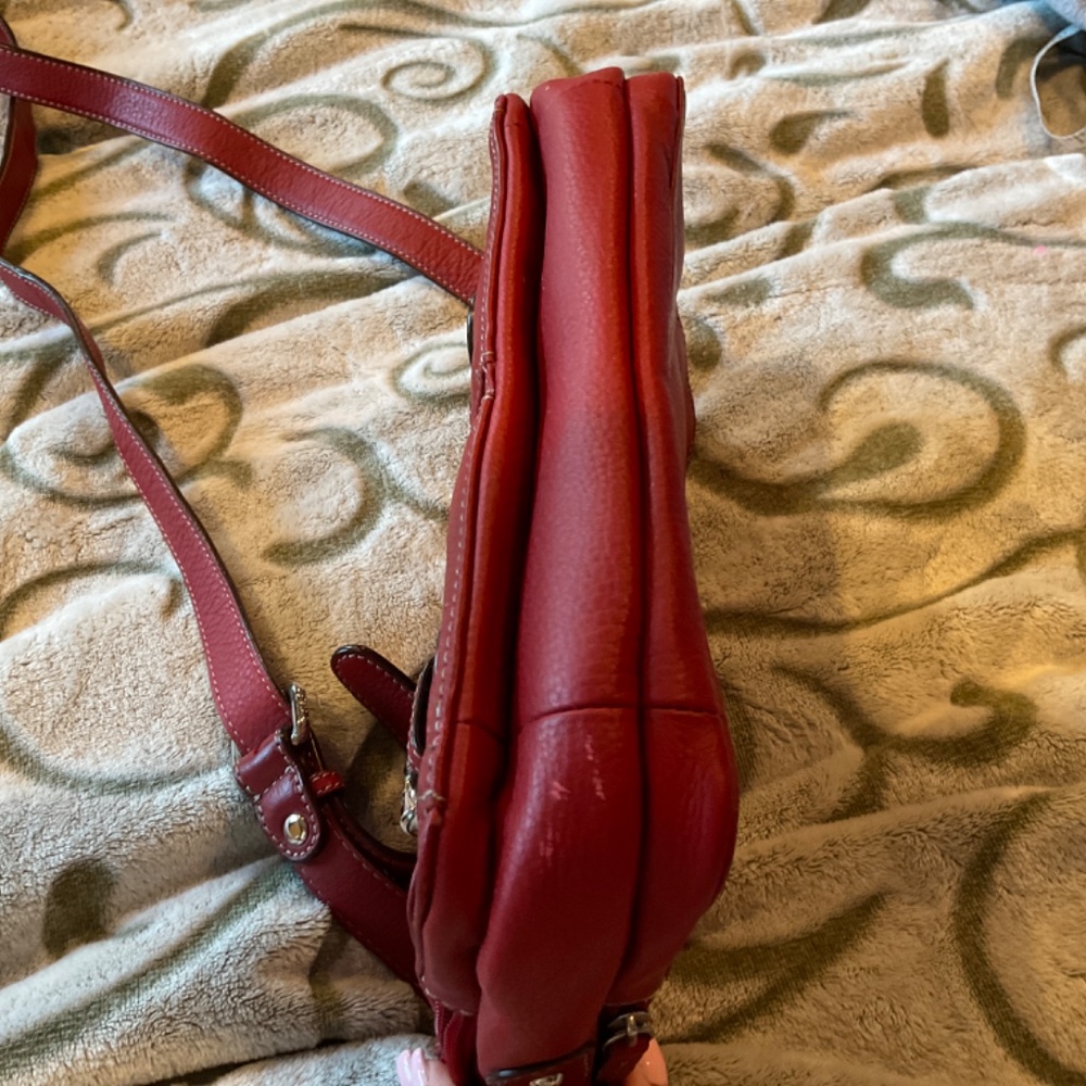 Tignanello Red Leather Buckle Detail Crossbody Shoulder Bag - Picture 4 of 7